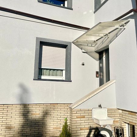 Casa Giulia 2 Zimmer Nahe Giessen, Kueche, Bad, Wlan, Parkplatz Krofdorf-Gleiberg Exterior photo